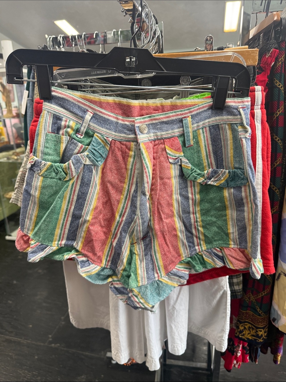 NWT vintage Camptown Club Brand Striped Multicolor Women’s Casual Shorts